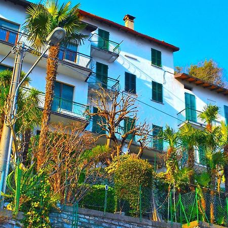 סלה קומצ'ינה Belvedere - Apartment With Balcony Lake View מראה חיצוני תמונה